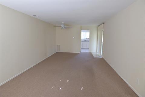 4544 Royal Oak Dr, Oceanside, CA 92056 photo 2