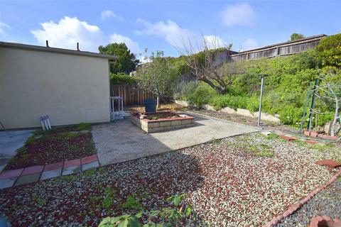 4544 Royal Oak Dr, Oceanside, CA 92056 photo 15