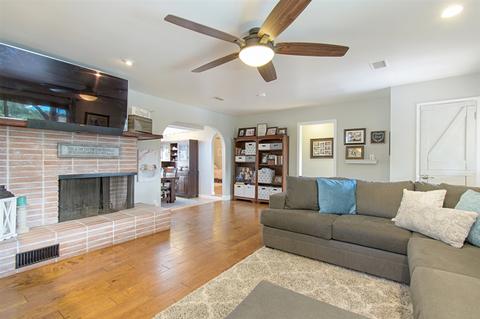 1087 Beverly Dr, Vista, CA 92084 photo 13