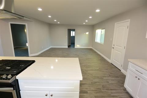 10121 Conejo Ln, Santee, CA 92071 photo 9