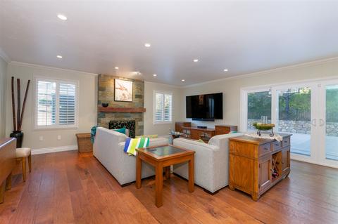 2875 Sugarman Way, La Jolla, CA 92037 photo 14