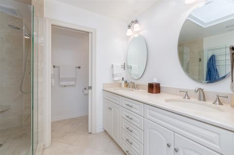 2875 Sugarman Way, La Jolla, CA 92037 photo 17