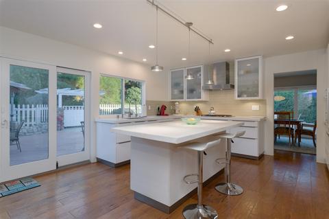 2875 Sugarman Way, La Jolla, CA 92037 photo 2