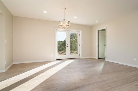 516 S Live Oak Park Rd, Fallbrook, CA 92028 photo 9