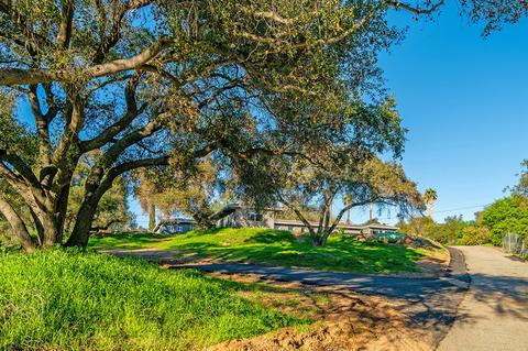 516 S Live Oak Park Rd, Fallbrook, CA 92028 photo 20