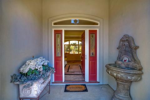 1337 Meredith Rd, Fallbrook, CA 92028 photo 2