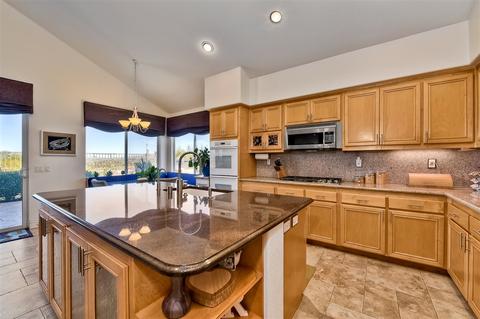 3656 Merced Dr, Oceanside, CA 92056 photo 3