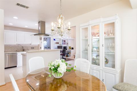 5733 Beaumont Ave, La Jolla, CA 92037 photo 9