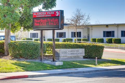 898 Pinewood Dr, Oceanside, CA 92057 photo 21