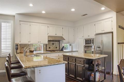 7922 Sitio Granado, Carlsbad, CA 92009 photo 6