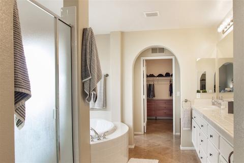 7922 Sitio Granado, Carlsbad, CA 92009 photo 16