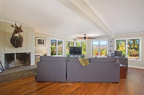 1746 Vista Del Lago, Fallbrook, CA 92028 photo 5