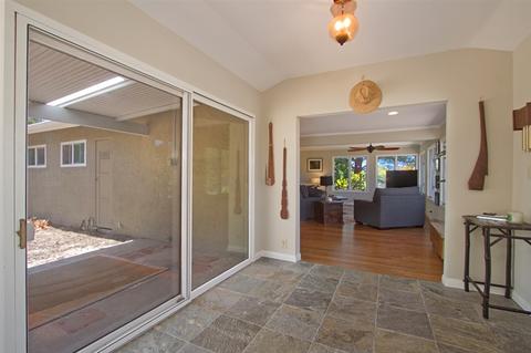 1746 Vista Del Lago, Fallbrook, CA 92028 photo 3