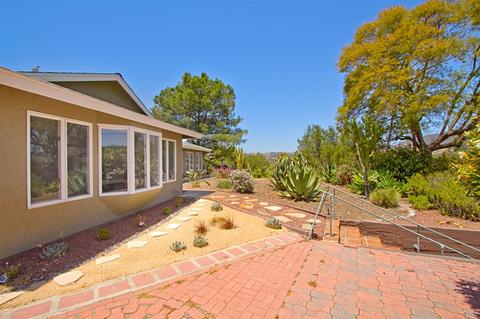 1746 Vista Del Lago, Fallbrook, CA 92028 photo 19