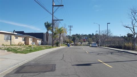 2108 Thibodo Ct, Vista, CA 92081 photo 2