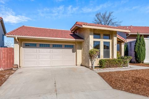 4466 Silver Birch Way, Oceanside, CA 92057 photo 2