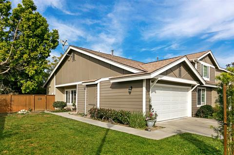 2974 Ridgefield Ave, Carlsbad, CA 92010 photo 2