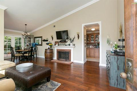 2974 Ridgefield Ave, Carlsbad, CA 92010 photo 3