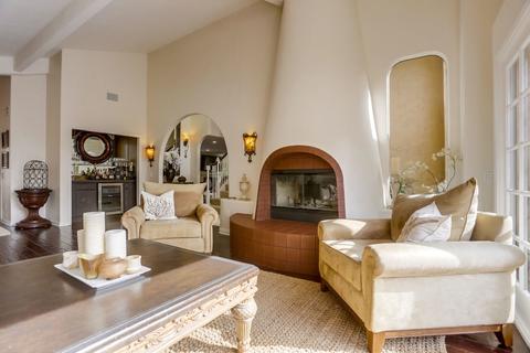 2744 Llama Ct, Carlsbad, CA 92009 photo 5