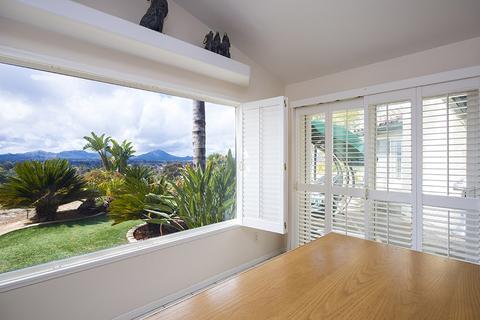 215 F St, Ramona, CA 92065 photo 4