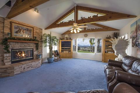 215 F St, Ramona, CA 92065 photo 9