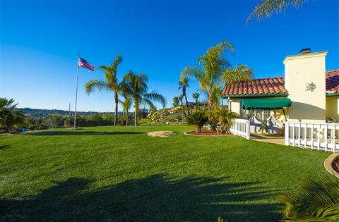215 F St, Ramona, CA 92065 photo 3