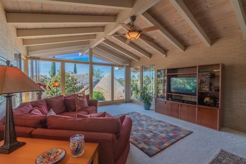 1450 Merritt Dr, El Cajon, CA 92020 photo 4