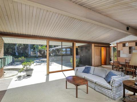 7905 Lowry Ter, La Jolla, CA 92037 photo 5