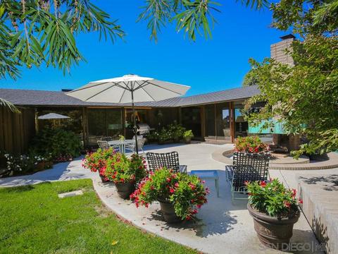 7905 Lowry Ter, La Jolla, CA 92037 photo 21