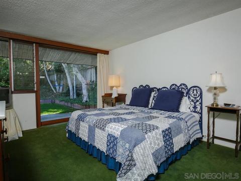 7905 Lowry Ter, La Jolla, CA 92037 photo 15