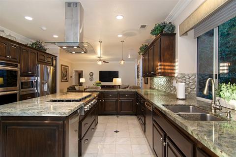1667 Andorre Gln, Escondido, CA 92029 photo 9