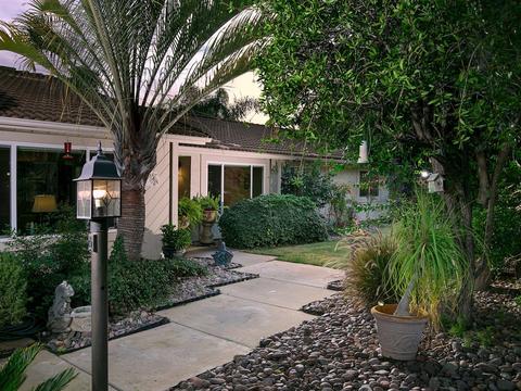 1641 Hidden Mesa Rd, El Cajon, CA 92019 photo 3