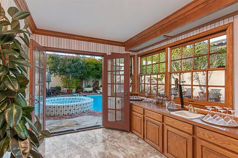 946 Havenhurst Dr, La Jolla, CA 92037 photo 14