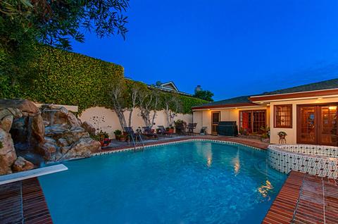 946 Havenhurst Dr, La Jolla, CA 92037 photo 15