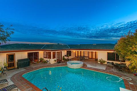 946 Havenhurst Dr, La Jolla, CA 92037 photo 16