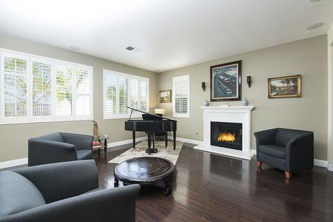 1107 Greenway Rd, Oceanside, CA 92057 photo 5