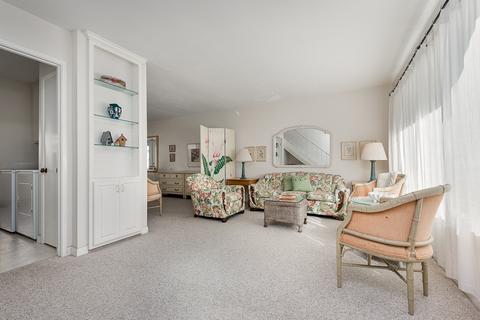 910 E Ave, Coronado, CA 92118 photo 4