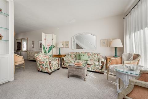 910 E Ave, Coronado, CA 92118 photo 5