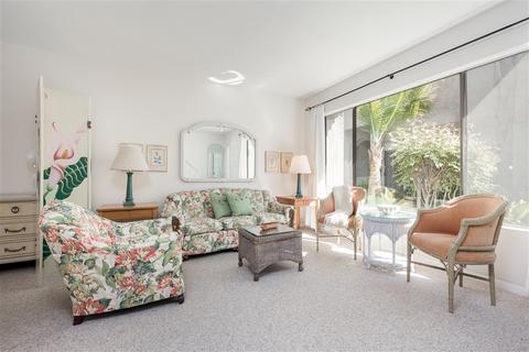 910 E Ave, Coronado, CA 92118 photo 2