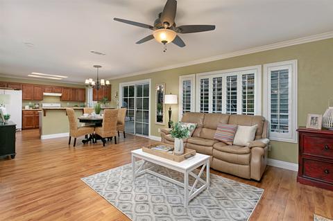 926 Applewilde Dr, San Marcos, CA 92078 photo 11