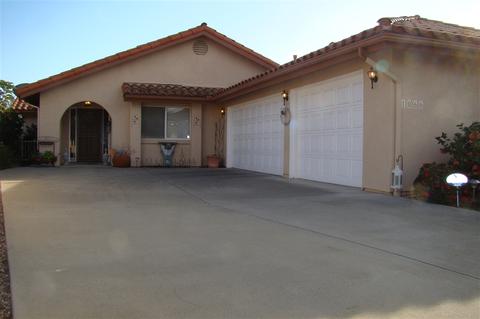 1066 Ridge Heights Dr, Fallbrook, CA 92028 photo 2