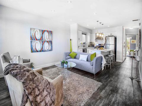 239 Gloxina St, Encinitas, CA 92024 photo 2