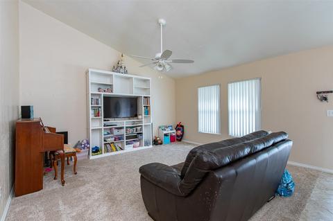 10510 Santana St, Santee, CA 92071 photo 2