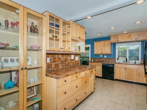 1695 Bronco Way, Oceanside, CA 92057 photo 7