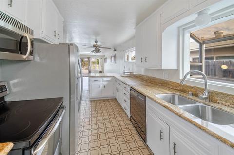 8072 Linen Dr, Santee, CA 92071 photo 6