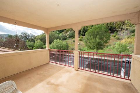 2364 Fallbrook Pl, Escondido, CA 92027 photo 18