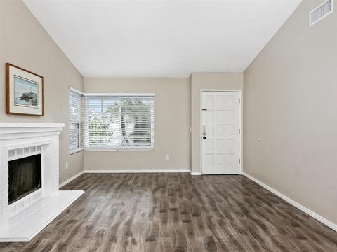 1276 Browning Ct, Vista, CA 92083 photo 4