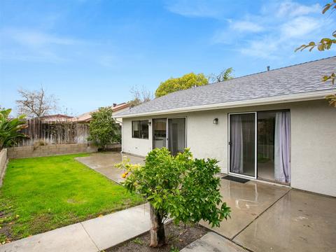 1276 Browning Ct, Vista, CA 92083 photo 21