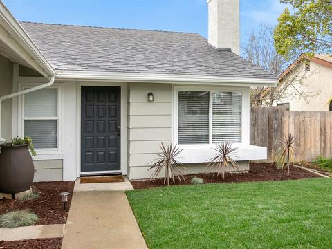 1276 Browning Ct, Vista, CA 92083 photo 3
