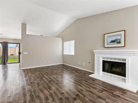 1276 Browning Ct, Vista, CA 92083 photo 6
